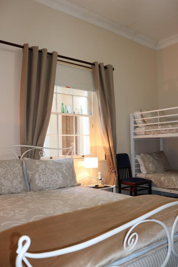 Sorell Blue Bell Inn المظهر الخارجي الصورة