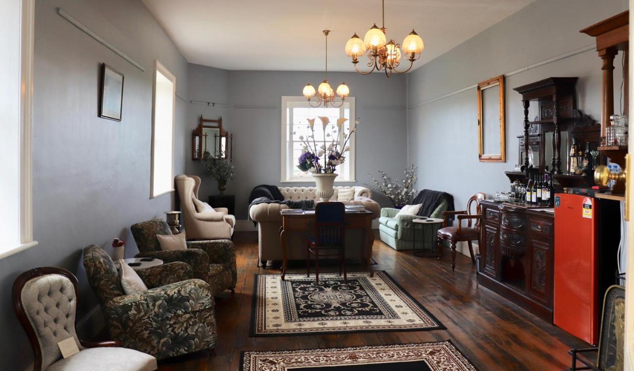 Sorell Blue Bell Inn المظهر الخارجي الصورة